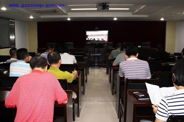收看学习全国总社第六次代表大会精神